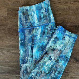 Lululemon Wunder Under - Blue Geometric 25"